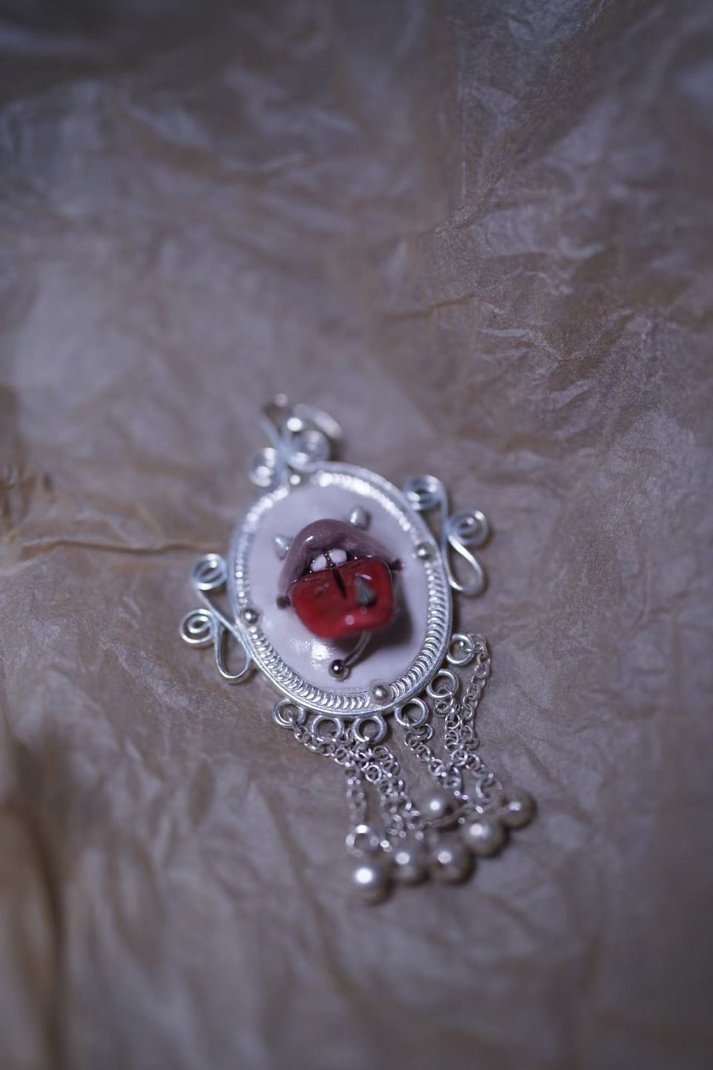 Mouth Pendant